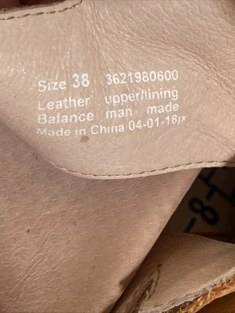 Dansko sandals EU 38 7US  Minka Leather Sandals Nubuck Camel